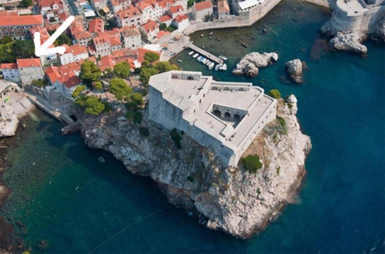 Mediteran With Garden Next To Beach And Old Town Dubrovnik Exteriör bild